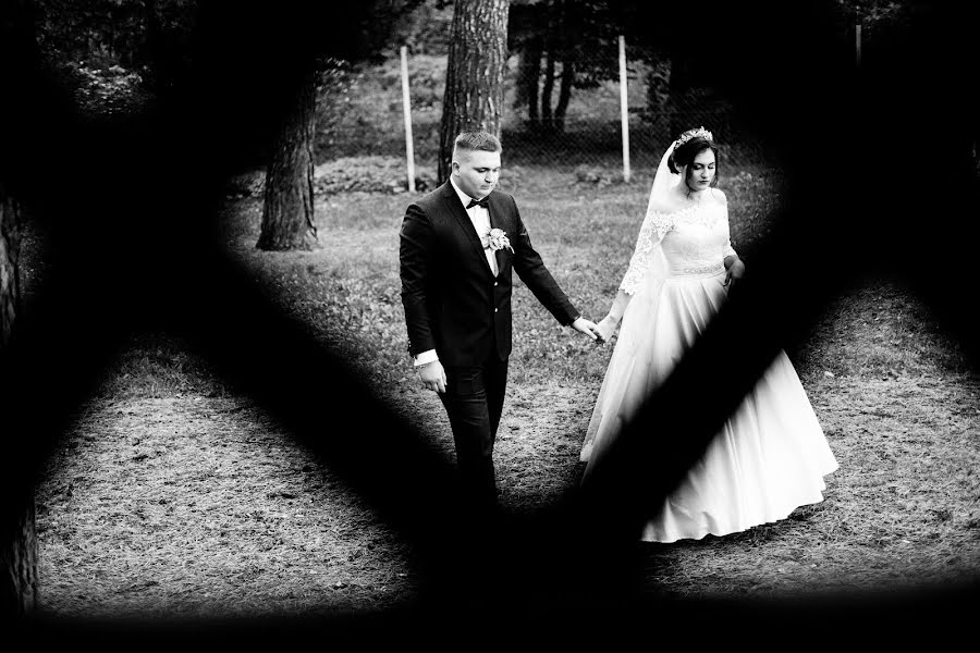 Svatební fotograf Lesya Prodanik (lesyaprodanyk). Fotografie z 10.října 2017