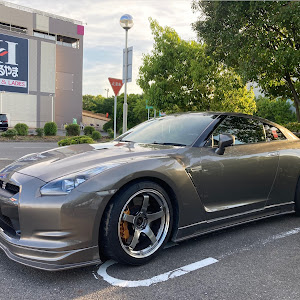 NISSAN GT-R R35