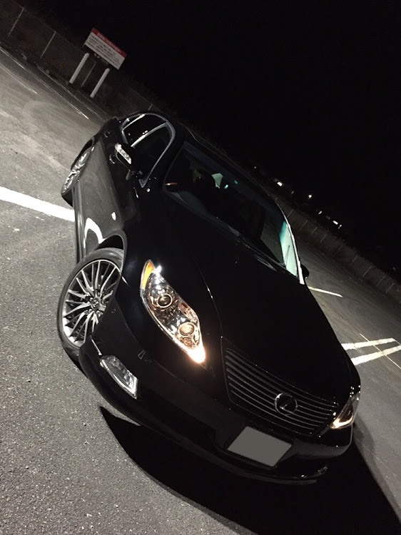 LSのLexus・LS460・大分・闇の帝王に関するカスタム事例の投稿画像2枚目