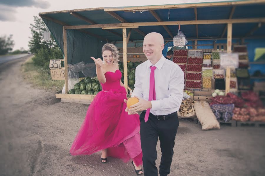 Fotografo di matrimoni Zinaida Rozhkova (zinaidarozhkova). Foto del 18 luglio 2016