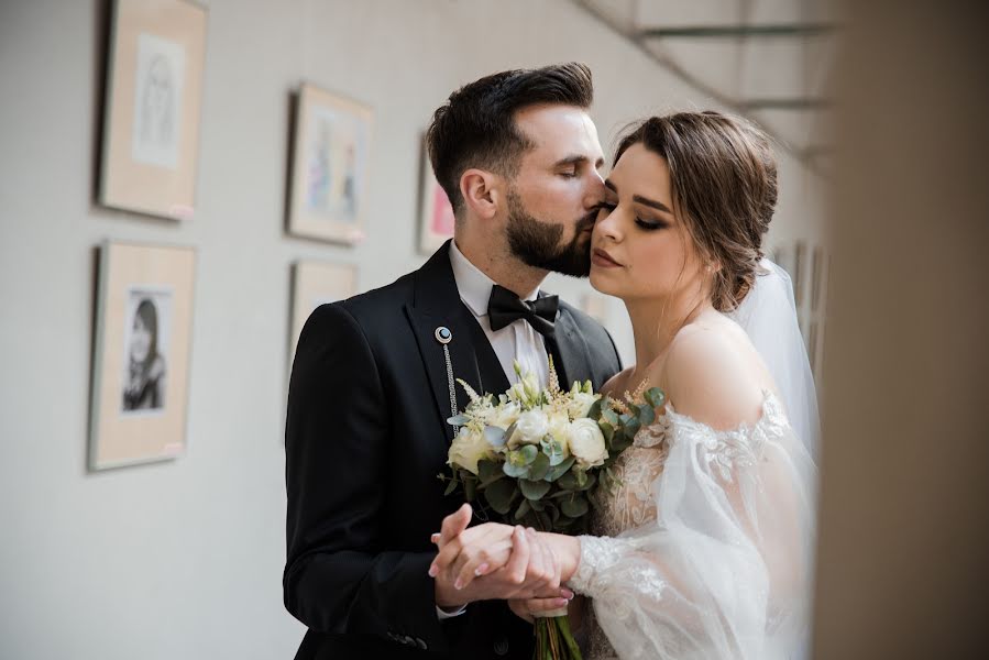 Fotografo di matrimoni Іra Tverdokhlіb (iraphototime). Foto del 18 giugno 2021