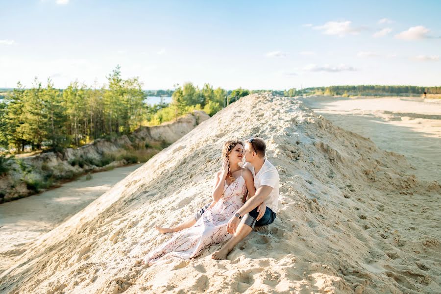 婚禮攝影師Alena Maksimchuk（alenmax）。2017 7月24日的照片