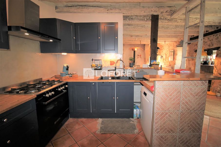 Vente maison 7 pièces 240 m² à Condat-sur-Trincou (24530), 265 000 €