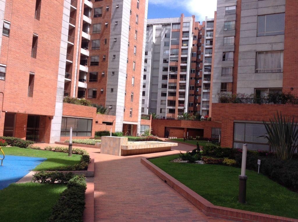 Apartamento En Venta - La Carolina, Bogota