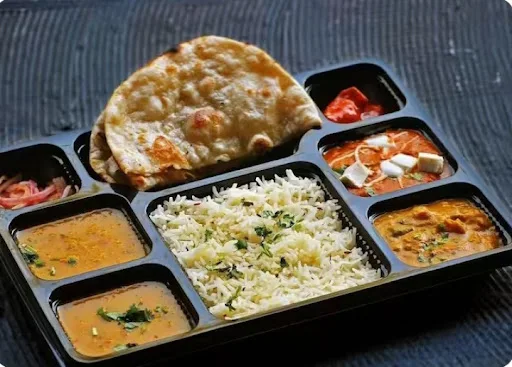 Deluxe Thali