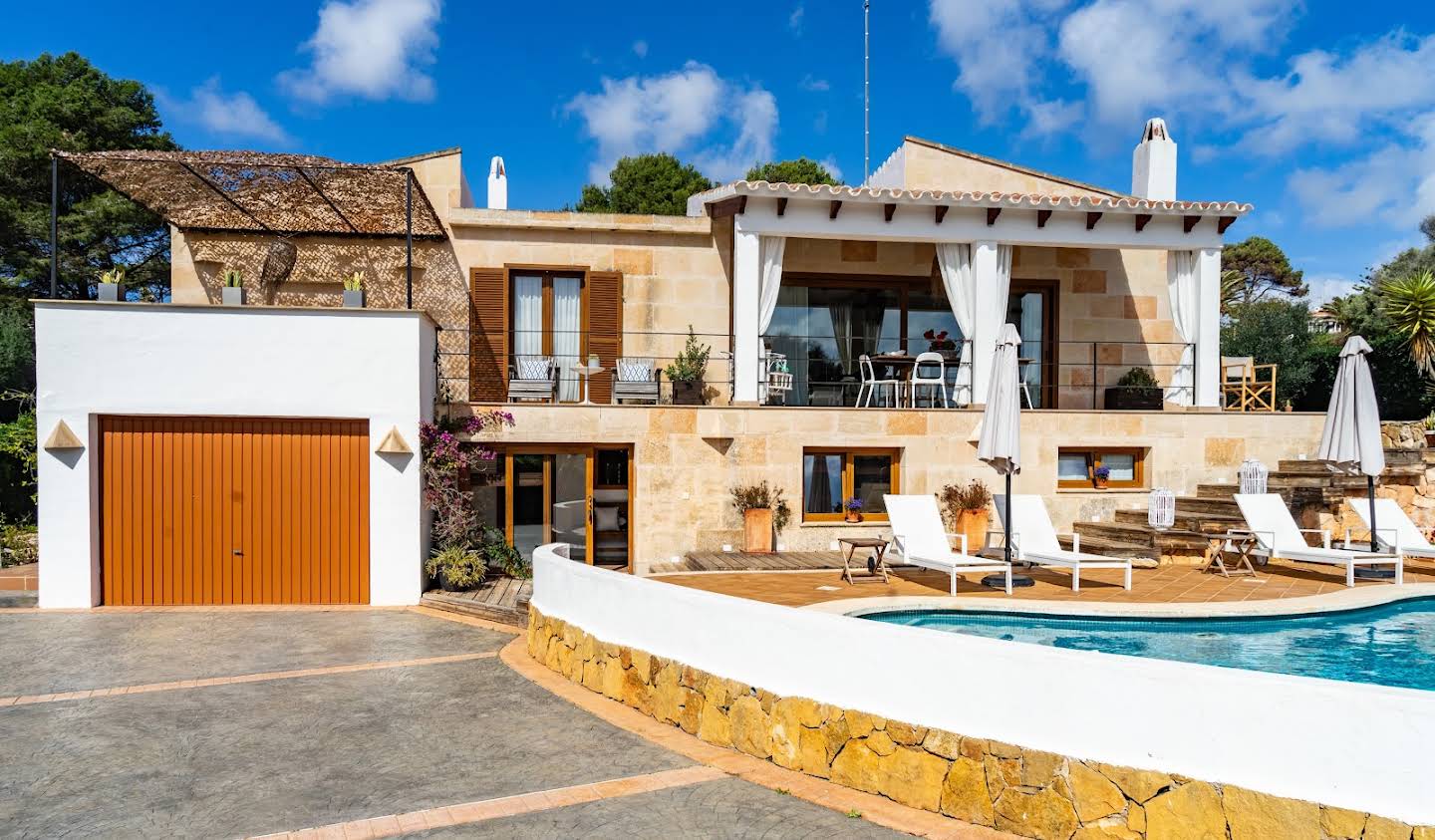 Villa avec piscine en bord de mer Minorque