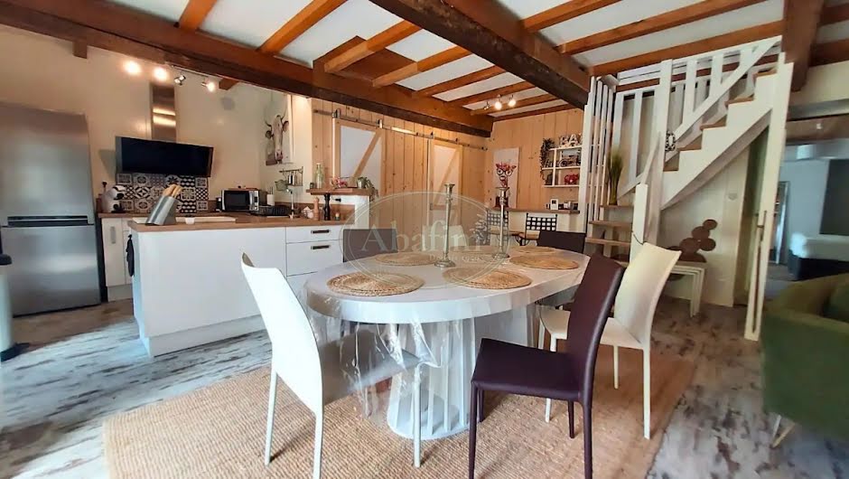 Vente maison 5 pièces 130 m² à Bagnères-de-Bigorre (65200), 333 000 €