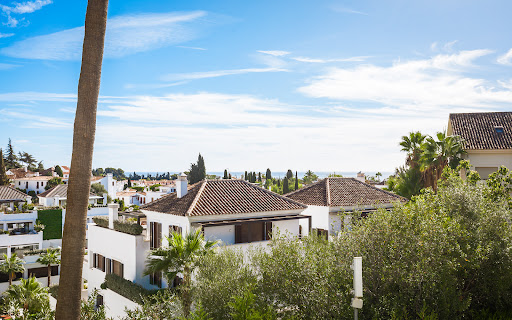 Apartment / penthouse purchase in Marbella (Spain) with terrace and pool
