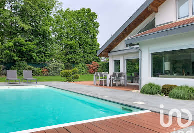 House with pool and terrace 10