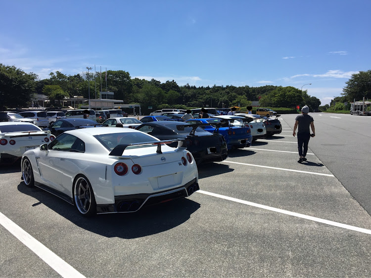 NISSAN GT-Rのパールロード＆鳥羽展望台・R35・R34に関するカスタム事例の投稿画像4枚目
