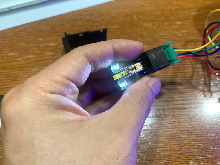 C-HRのタイプAスイッチ・分解・LED・打ち替え・計画中に関するカスタム事例の投稿画像9枚目