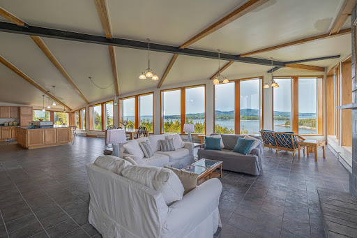 Seaside house with terrace 1