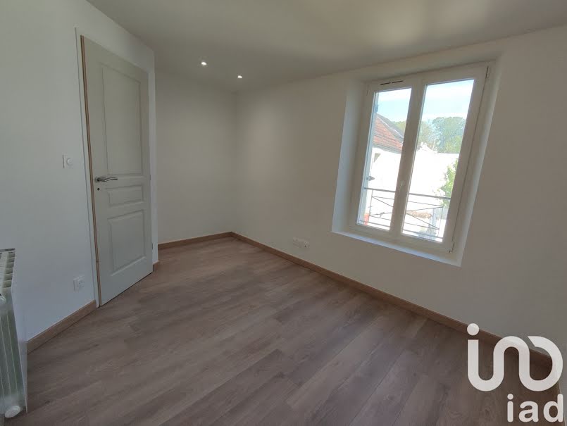 Vente duplex 3 pièces 53 m² à Dammartin-en-Goële (77230), 210 000 €