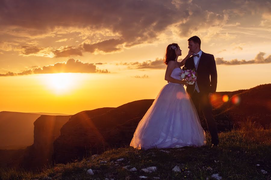 Wedding photographer Vadim Korkin-Alaberdov (korkinalaberdov). Photo of 11 June 2019