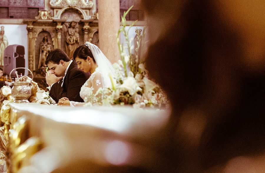 Fotografo di matrimoni Leopoldo Navarro (leopoldonavarro). Foto del 7 giugno 2015