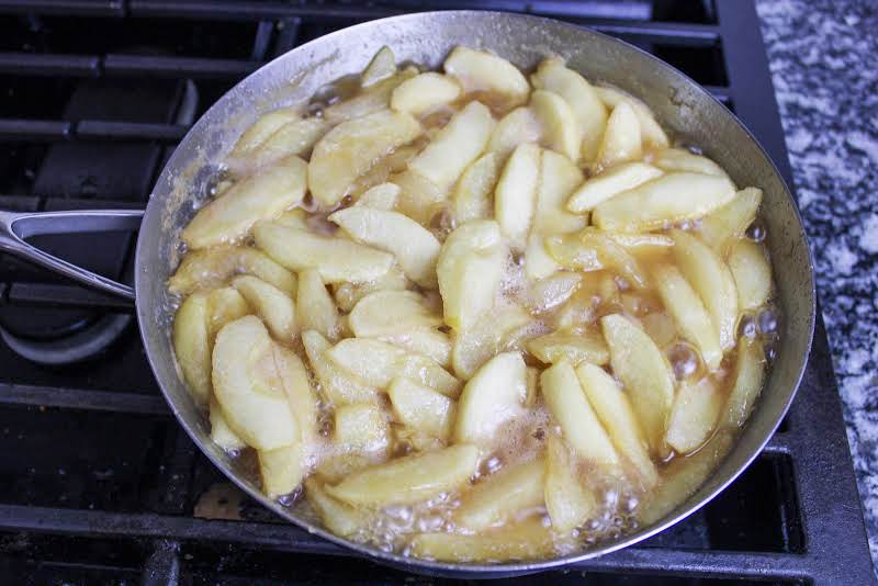 Cooking The Pie Filling.