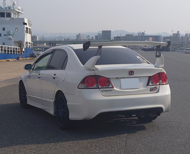 シビックタイプRの７月もよろしくお願いいたします・夏バテ気味・雰囲気の良い場所・熱中症に気をつけて!!・洗車したいに関するカスタム事例の投稿画像3枚目