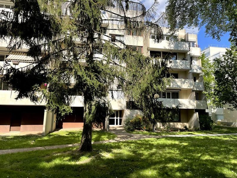 Vente appartement 4 pièces 96 m² à Les Ulis (91940), 219 450 €