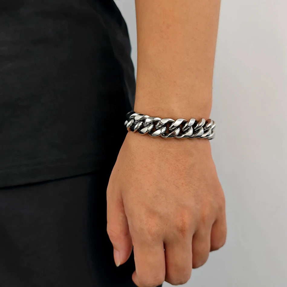 Bracelet Hip Hop Chaîne Cubaine Acier Inoxydable Boucle Double Face Perçage Tendance et Robuste Accessoire Homme Brillant