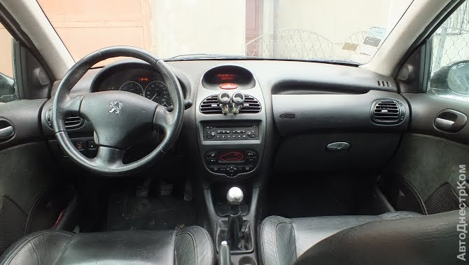 продам авто Peugeot 206 206 фото 3