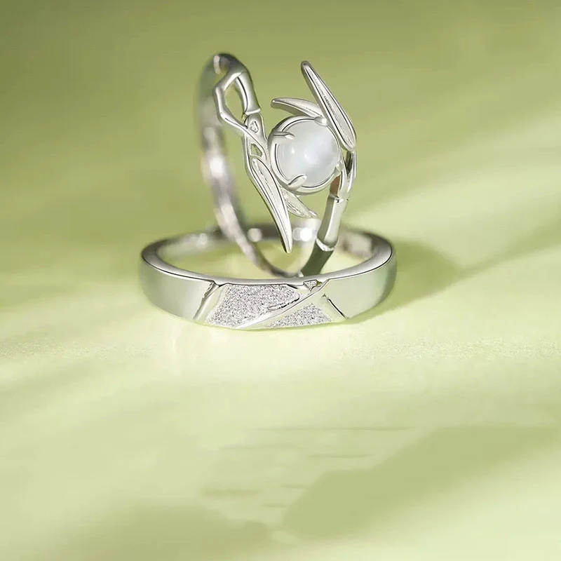 Ring Bamboo Joint Inlaid Zircon Couples Bracelet. Elegant and symbolic bracelet for couples, celebrating love and connec