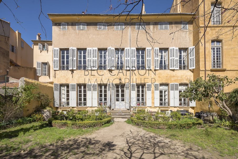 Vente appartement 10 pièces 423.17 m² à Aix-en-Provence (13090), 2 415 000 €