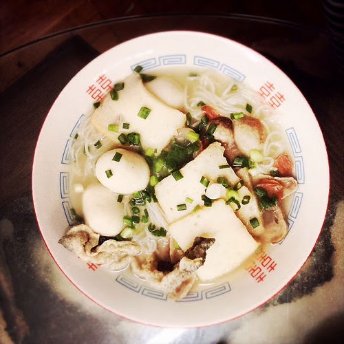 Fish Balls,  Soup, Rice Noodles, rice sticks, 魚蛋, 湯, 米粉, recipe, chinese, soup noodles, fish slices