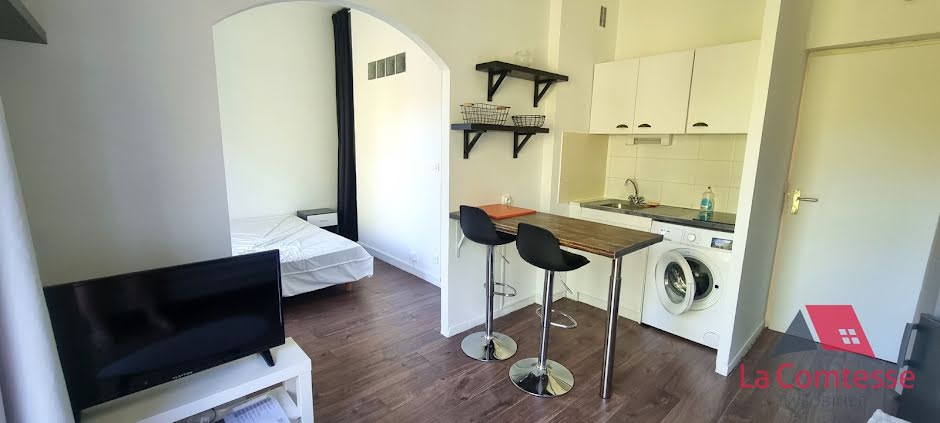 Location meublée appartement 2 pièces 23.17 m² à Ventabren (13122), 650 €