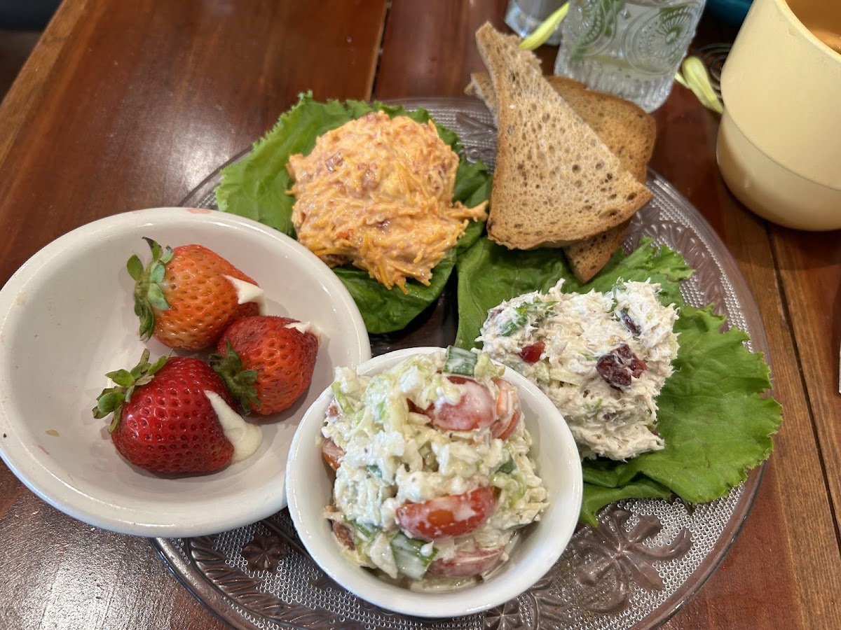 Gluten-Free at Goodness Gracious Restaurant and Catering