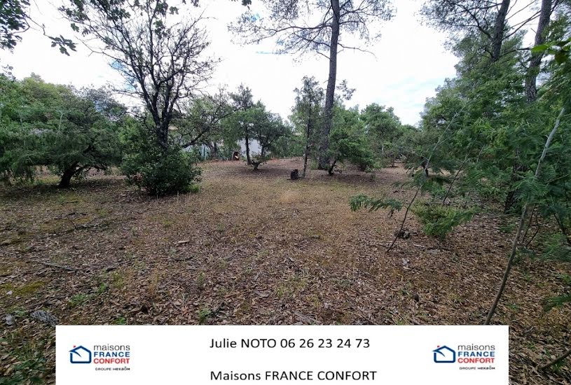  Vente Terrain à bâtir - 700m² à Le Cannet-des-Maures (83340) 