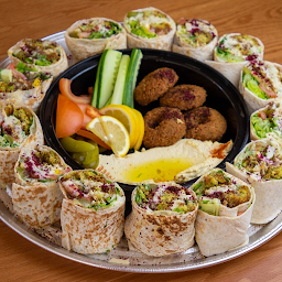 Familia Falafel Platter