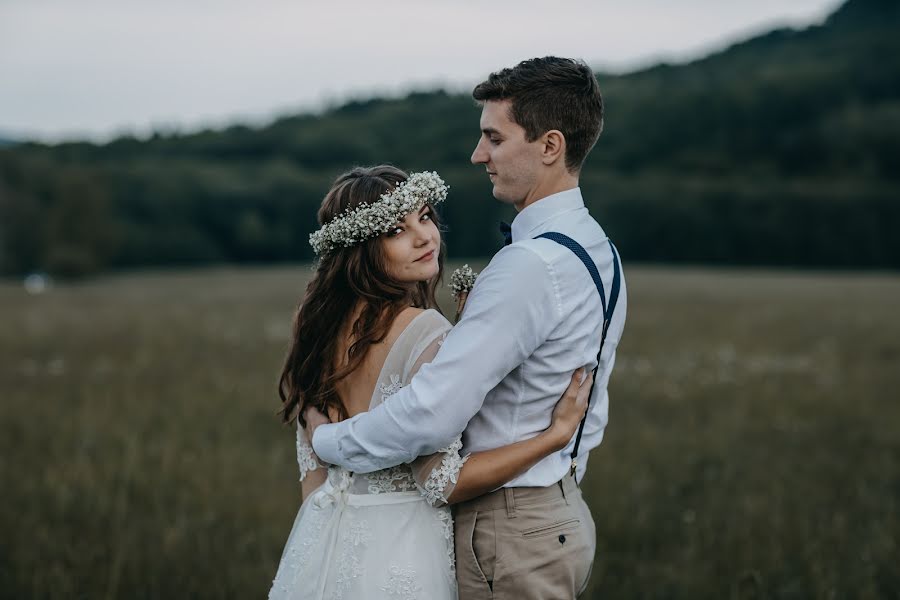 Fotógrafo de casamento Zuzana Kubickova (kubickova). Foto de 20 de junho 2019