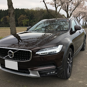 V90