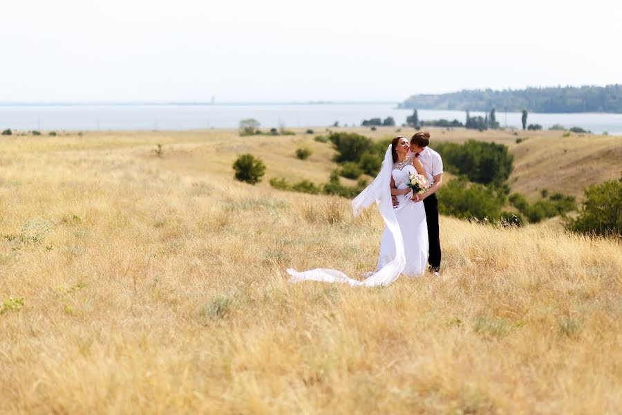 Fotografo di matrimoni Stanislav Novikov (stanislav). Foto del 2 settembre 2018