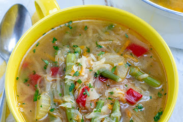 Quick & Simple Skinny Detox Soup