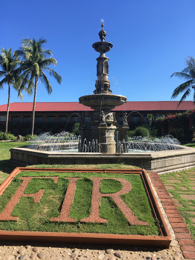 Fort Ilocandia Central Fountain 