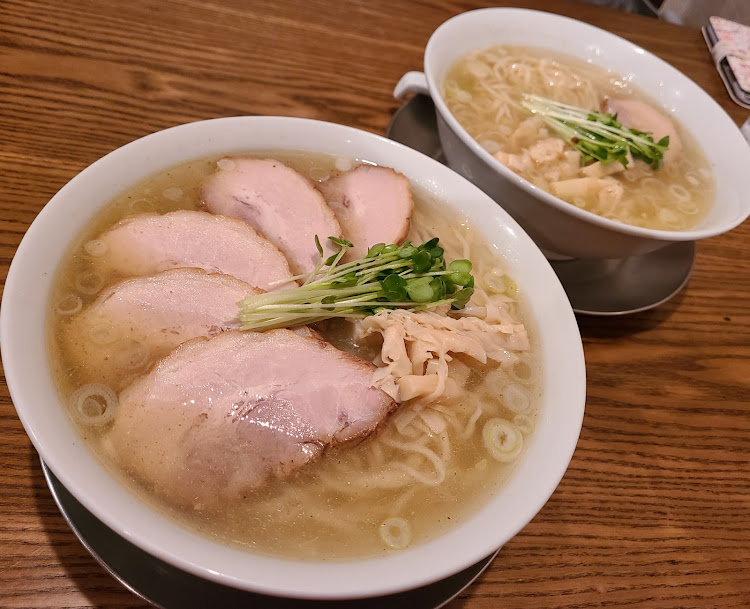 スイフトスポーツのラーメン・塩チャーシュー大盛・鬼滅の刃・禰豆子に関するカスタム事例の投稿画像2枚目