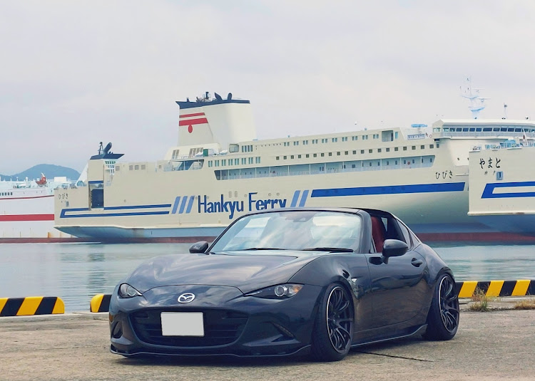 ロードスターRFのシンプルロードスター・バッテリー交換・筋肉痛💦・ロドは元気いっぱい!に関するカスタム事例の投稿画像1枚目