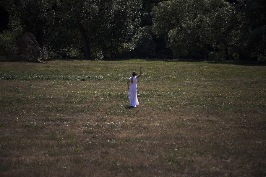 Wedding photographer Marta Režová (martic). Photo of 17 May 2020