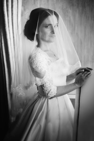 Fotógrafo de casamento Oxana Oliferovskaya (oliferovskaya). Foto de 13 de julho 2022