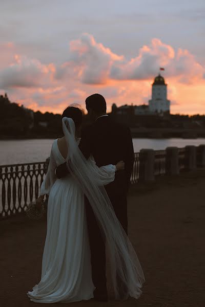 Свадебный фотограф Александра Деловая (nofunnybusiness). Фотография от 26 августа 2020