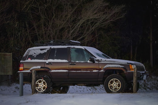 グランドチェロキー Zg40のjeep グランドチェロキー Zj40 クロカン 車中泊仕様に関するカスタム メンテナンスの投稿画像 車 のカスタム情報はcartune