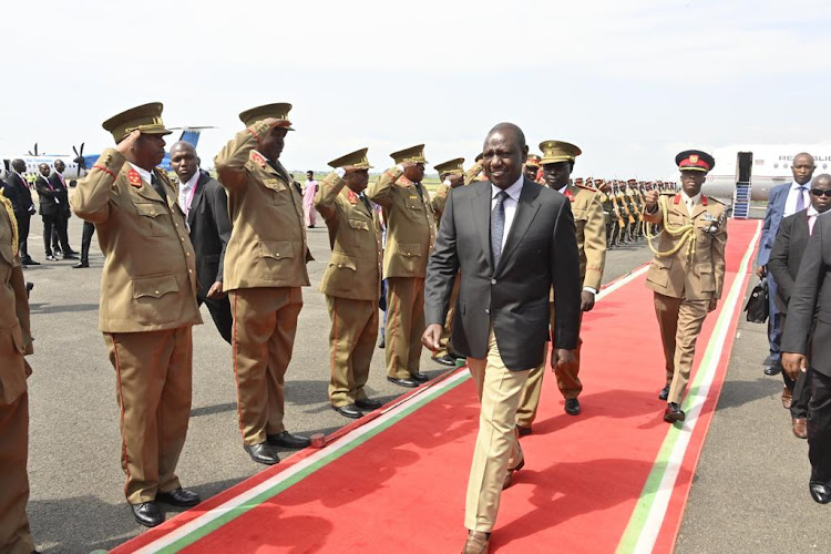 President William Ruto arrives in Burundi for the 20th extraordinary summit of EAC heads of states on February 4, 2023.