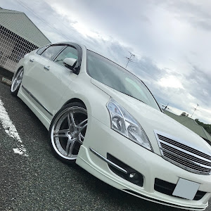 ティアナ J32