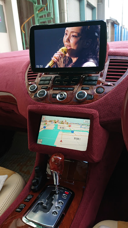 シーマのVIP STYLE表紙・VIP CAR表紙・純VIPスタイル・50シーマ/51シーマ仕様に関するカスタム事例の投稿画像5枚目