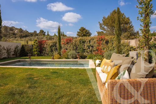 House with pool and terrace 2