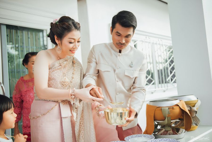 Fotografo di matrimoni Narongsak Leelahawiroch (leelahawiroch). Foto del 8 settembre 2020