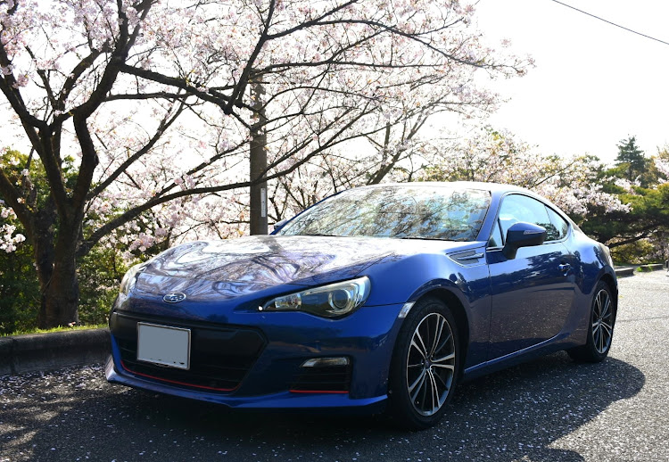 BRZのサクラと愛車・カメラ活動・86BRZオーナーさんと繋がりたいに関するカスタム事例の投稿画像1枚目