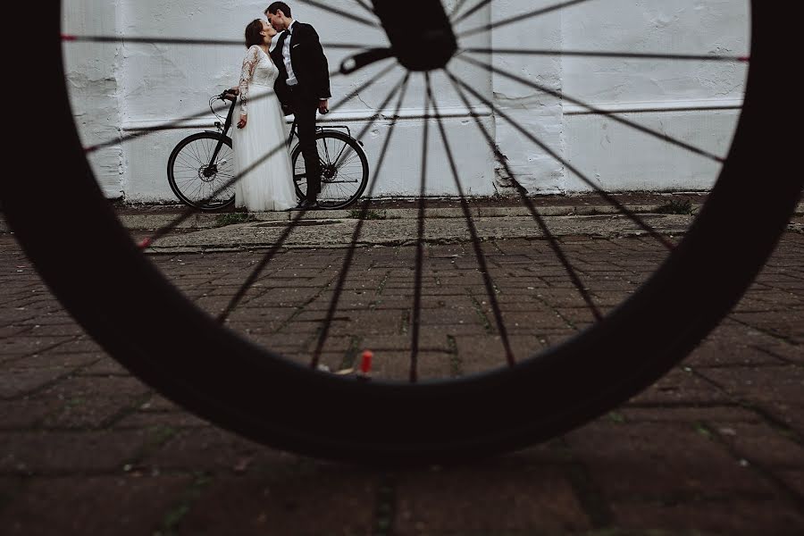 Fotografo di matrimoni Agnieszka Gofron (agnieszkagofron). Foto del 18 aprile 2020