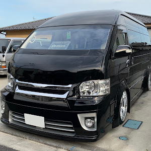 ハイエース